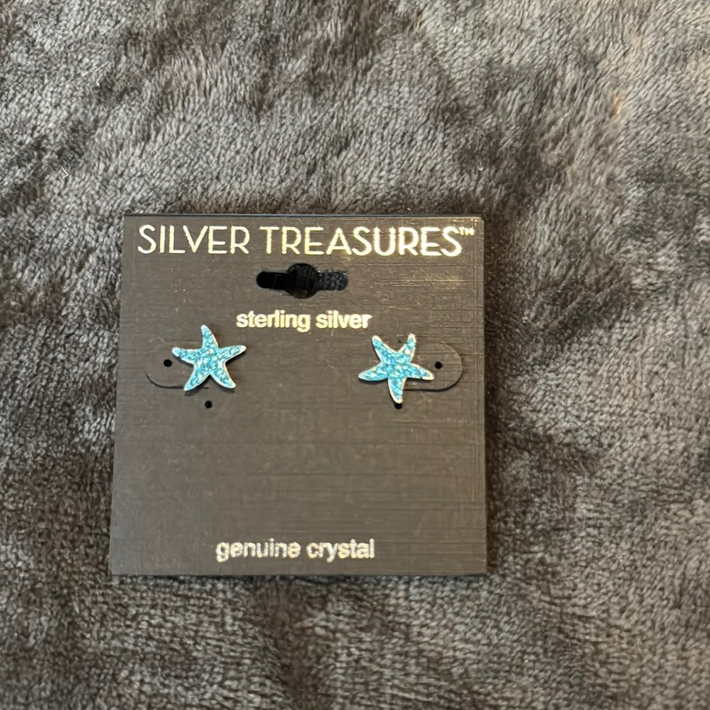 Silver Treasures Starfish Earrings